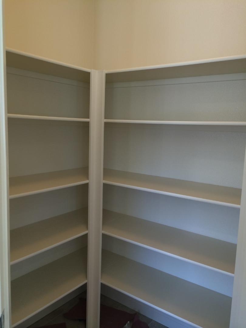 Detail Gallery Image 12 of 40 For Butterweed Ln, Brisbane,  CA 94005 - 5 Beds | 3 Baths