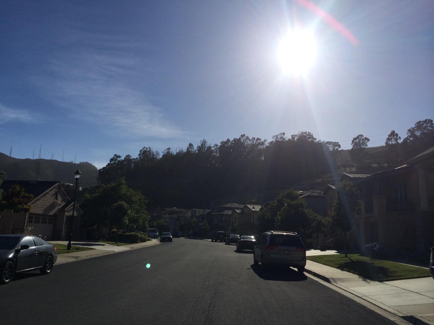 Detail Gallery Image 15 of 40 For Butterweed Ln, Brisbane,  CA 94005 - 5 Beds | 3 Baths