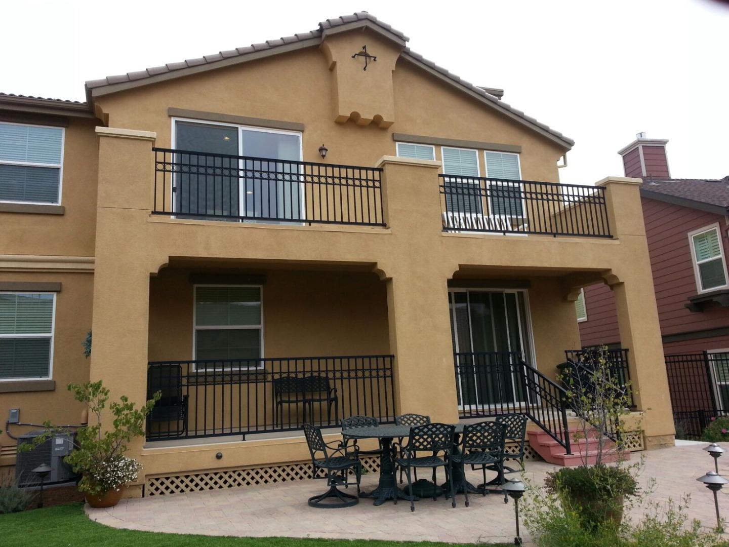 Detail Gallery Image 6 of 40 For Butterweed Ln, Brisbane,  CA 94005 - 5 Beds | 3 Baths