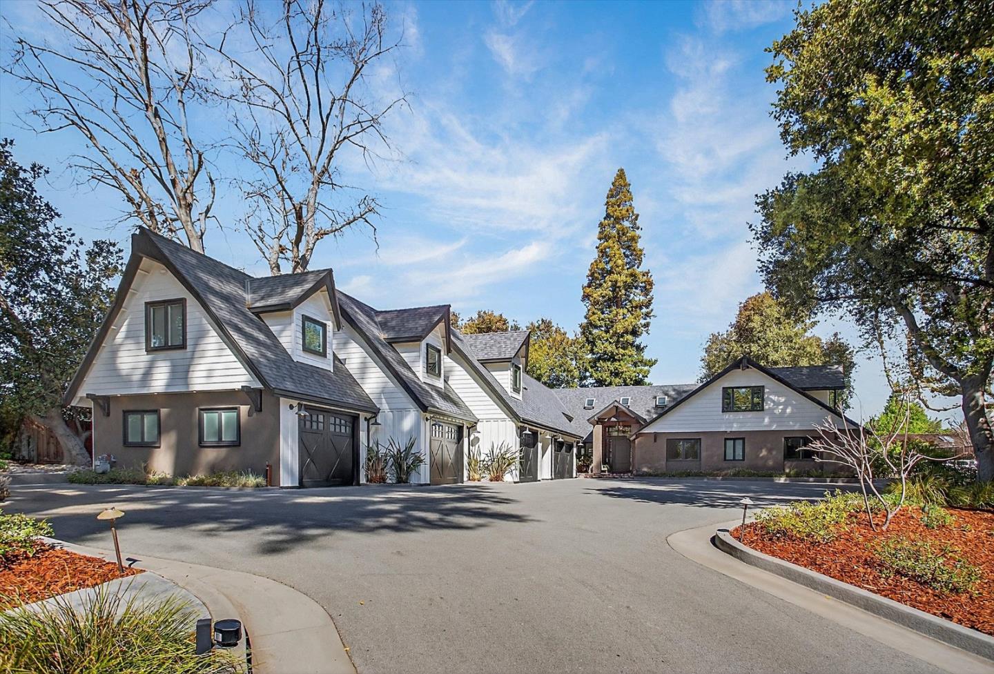 Detail Gallery Image 2 of 62 For 2241 Dry Creek Rd, San Jose,  CA 95124 - 5 Beds | 5/1 Baths