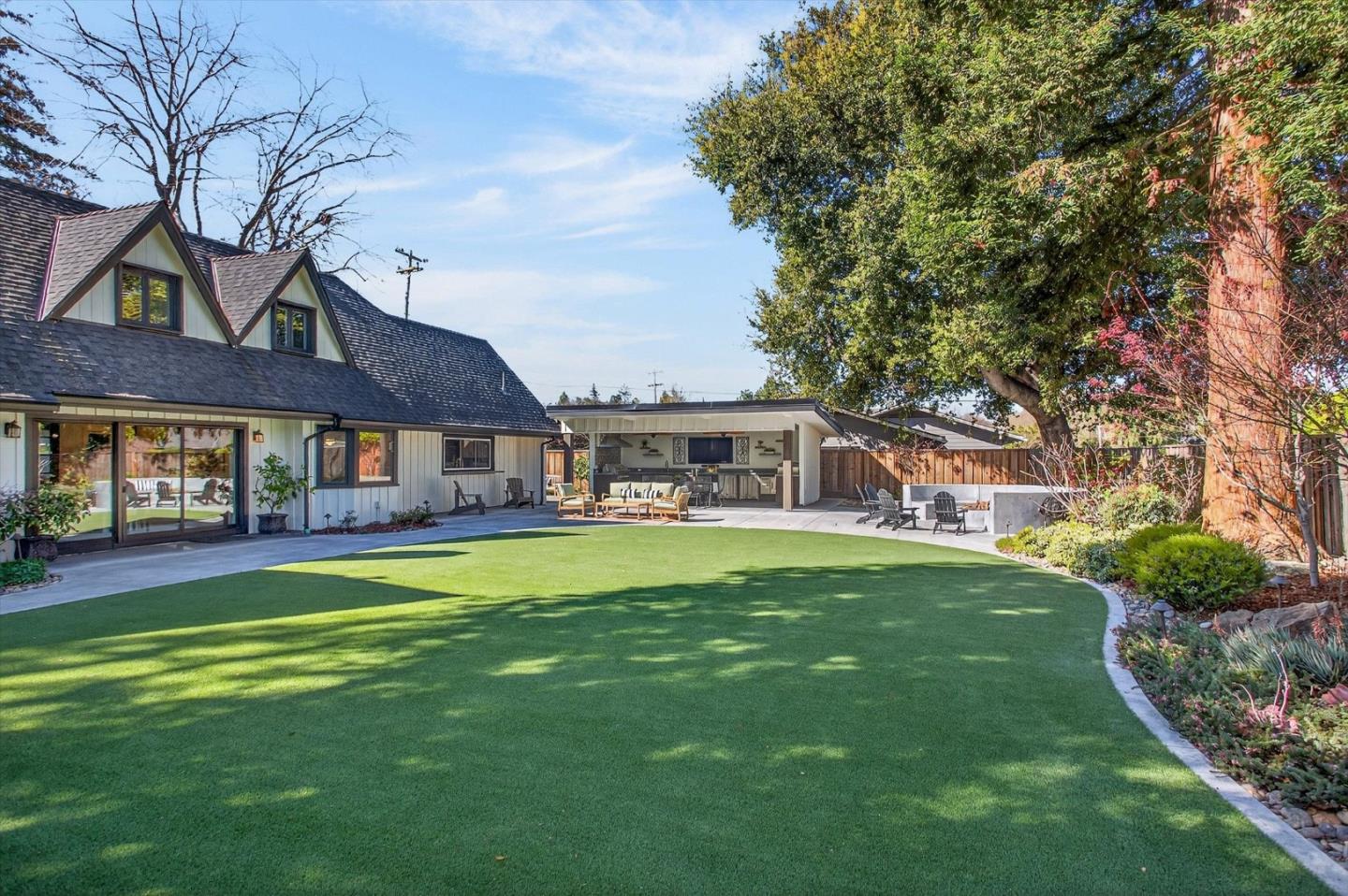 Detail Gallery Image 43 of 62 For 2241 Dry Creek Rd, San Jose,  CA 95124 - 5 Beds | 5/1 Baths