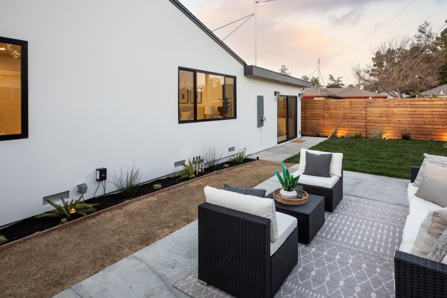 Detail Gallery Image 34 of 43 For 1991 Santa Inez Ct, Santa Clara,  CA 95051 - 4 Beds | 3 Baths