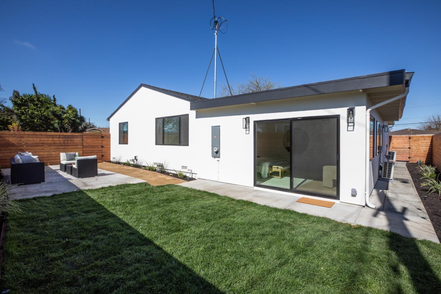 Detail Gallery Image 37 of 43 For 1991 Santa Inez Ct, Santa Clara,  CA 95051 - 4 Beds | 3 Baths