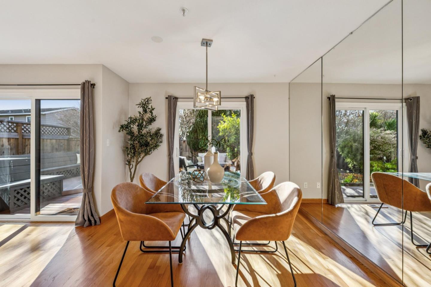 Detail Gallery Image 11 of 42 For 146 Albacore Ln, Foster City,  CA 94404 - 3 Beds | 2/1 Baths