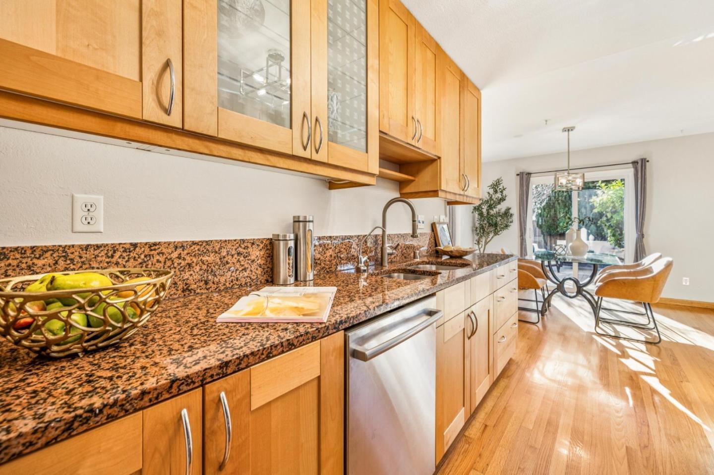 Detail Gallery Image 13 of 42 For 146 Albacore Ln, Foster City,  CA 94404 - 3 Beds | 2/1 Baths