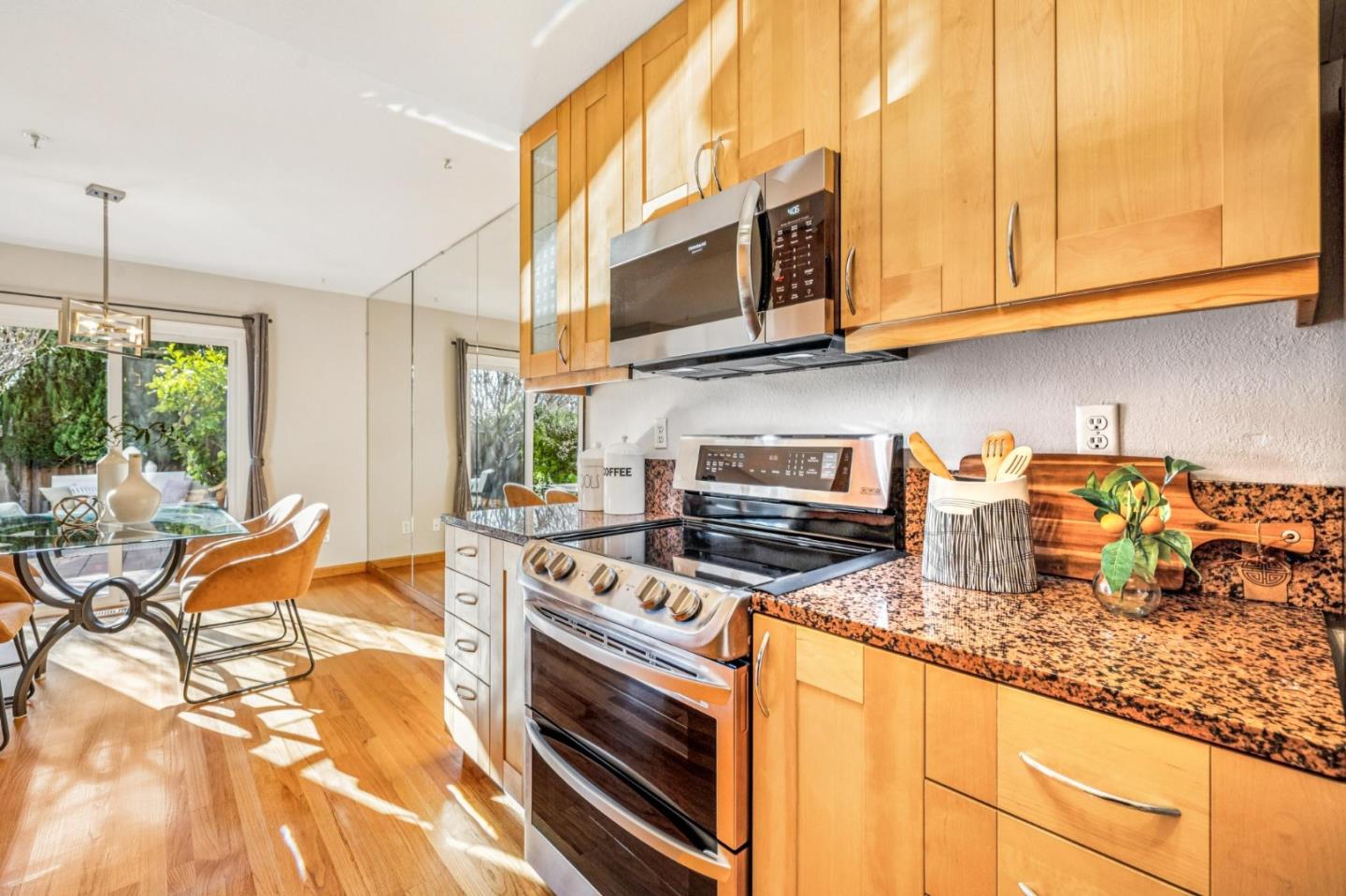 Detail Gallery Image 14 of 42 For 146 Albacore Ln, Foster City,  CA 94404 - 3 Beds | 2/1 Baths