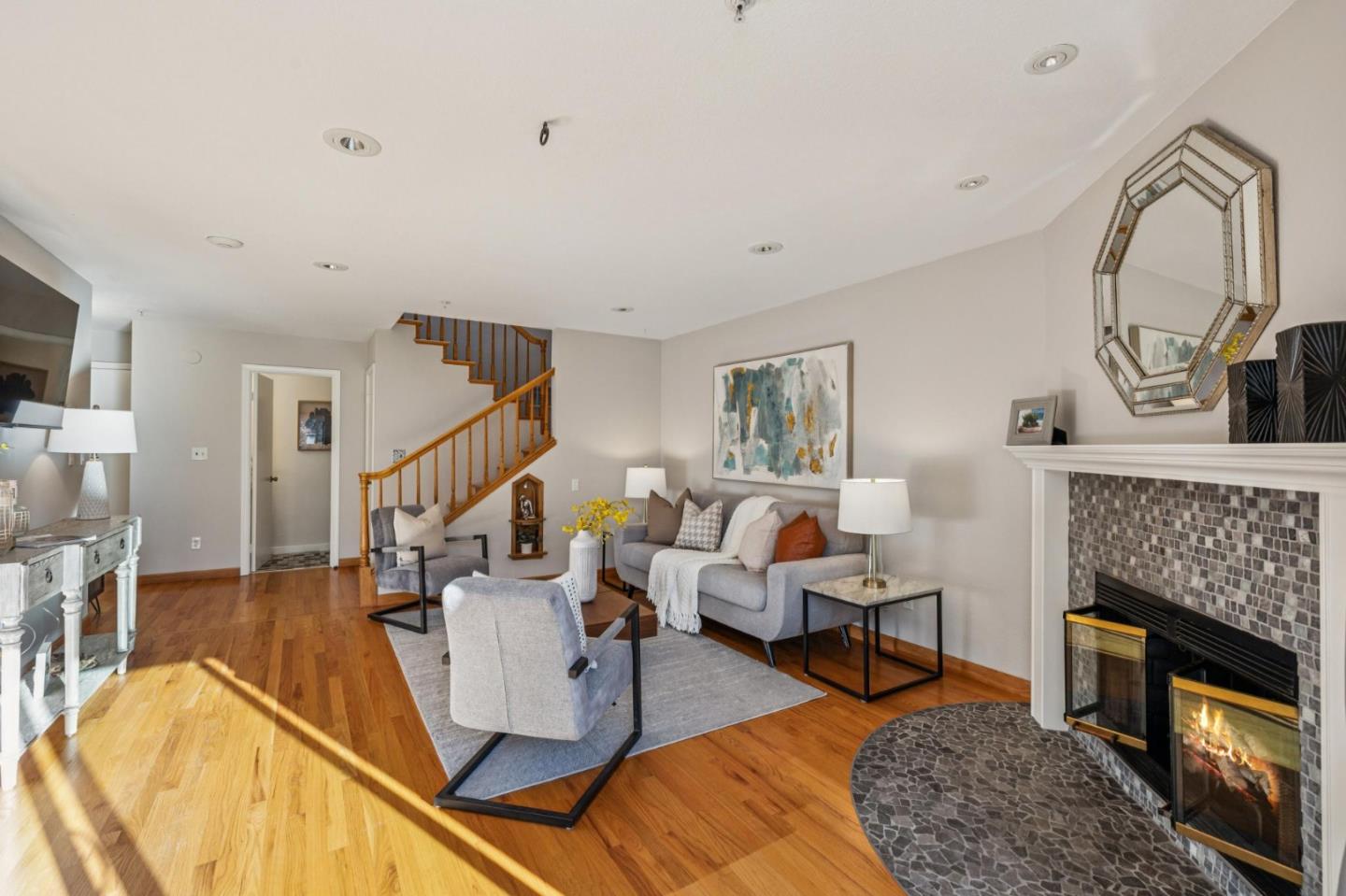 Detail Gallery Image 8 of 42 For 146 Albacore Ln, Foster City,  CA 94404 - 3 Beds | 2/1 Baths