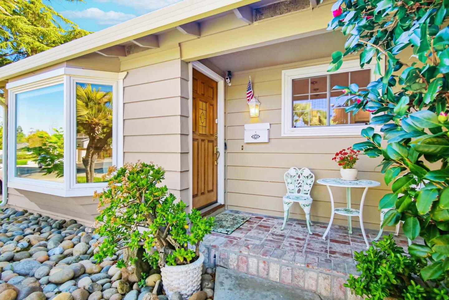 Detail Gallery Image 2 of 45 For 1010 Springfield Dr, Campbell,  CA 95008 - 5 Beds | 4 Baths