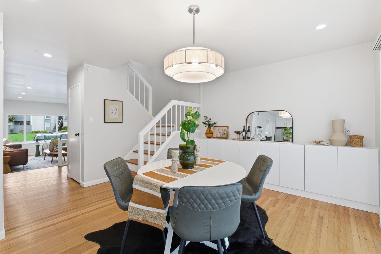 Detail Gallery Image 11 of 62 For 356 Firecrest Ave, Pacifica,  CA 94044 - 4 Beds | 2/1 Baths