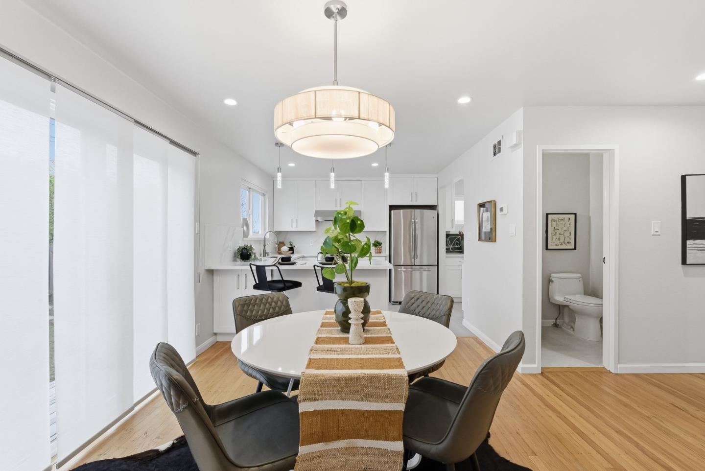 Detail Gallery Image 14 of 62 For 356 Firecrest Ave, Pacifica,  CA 94044 - 4 Beds | 2/1 Baths