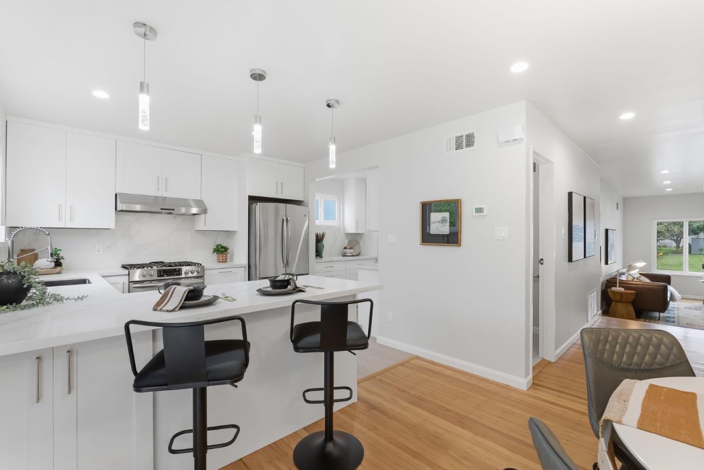 Detail Gallery Image 30 of 62 For 356 Firecrest Ave, Pacifica,  CA 94044 - 4 Beds | 2/1 Baths