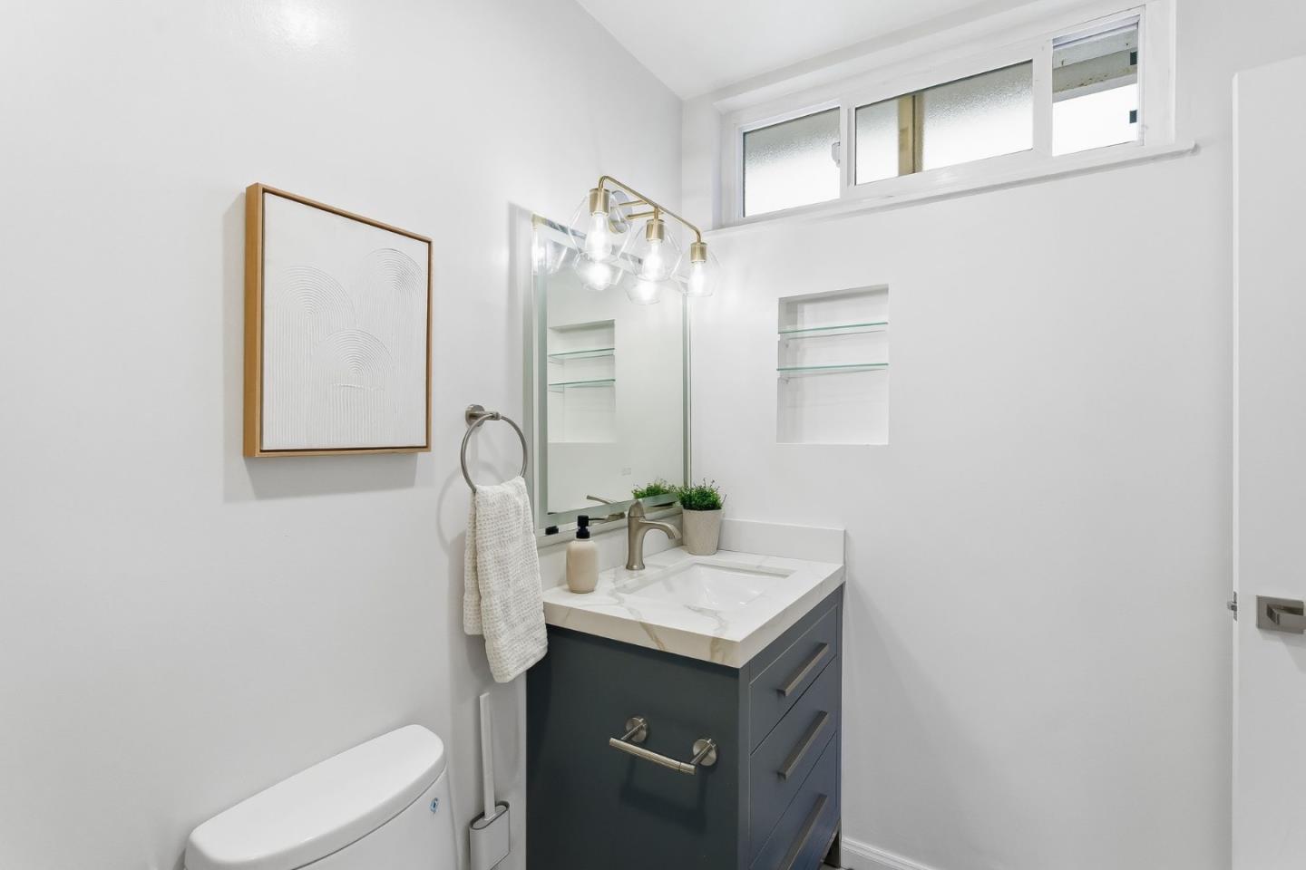 Detail Gallery Image 42 of 62 For 356 Firecrest Ave, Pacifica,  CA 94044 - 4 Beds | 2/1 Baths