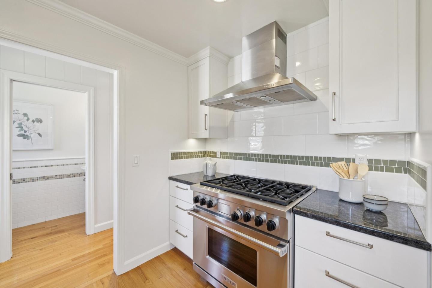 Detail Gallery Image 19 of 85 For 1641 Isabel Dr, San Jose,  CA 95125 - 3 Beds | 2/1 Baths