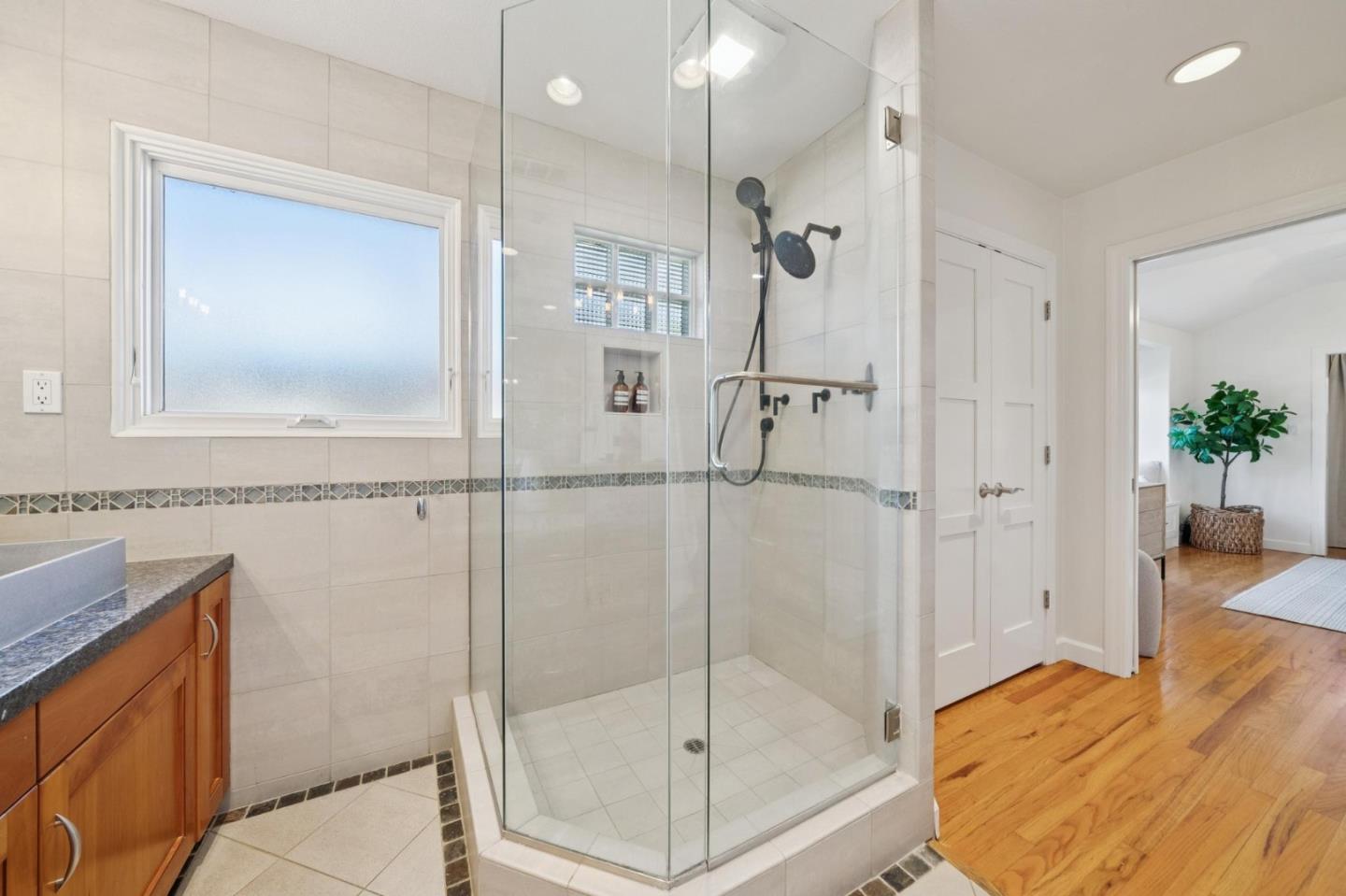 Detail Gallery Image 33 of 85 For 1641 Isabel Dr, San Jose,  CA 95125 - 3 Beds | 2/1 Baths