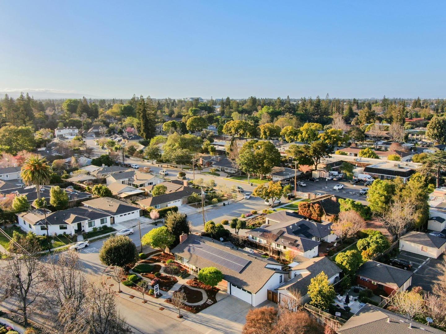 Detail Gallery Image 5 of 85 For 1641 Isabel Dr, San Jose,  CA 95125 - 3 Beds | 2/1 Baths