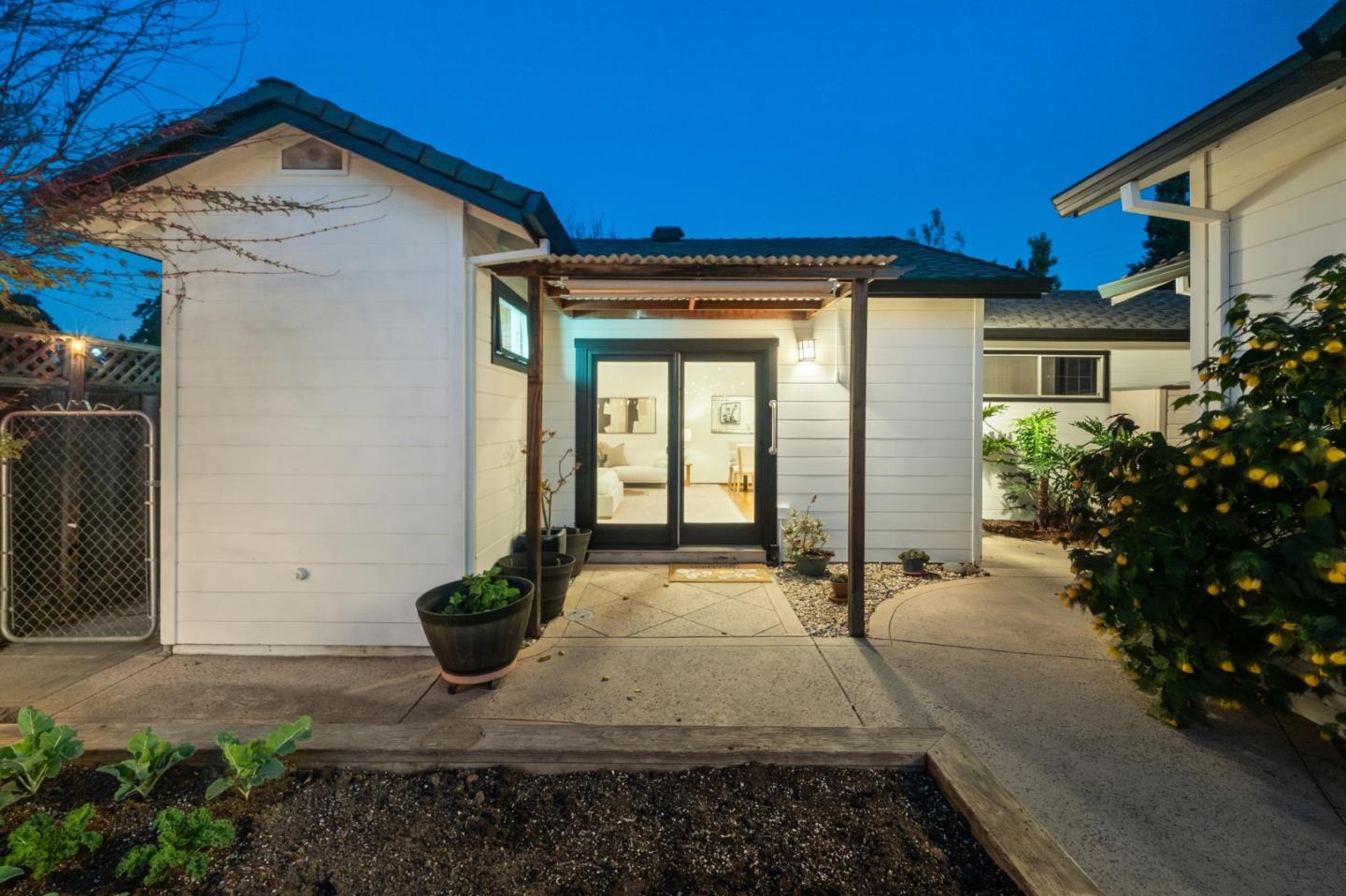 Detail Gallery Image 71 of 85 For 1641 Isabel Dr, San Jose,  CA 95125 - 3 Beds | 2/1 Baths