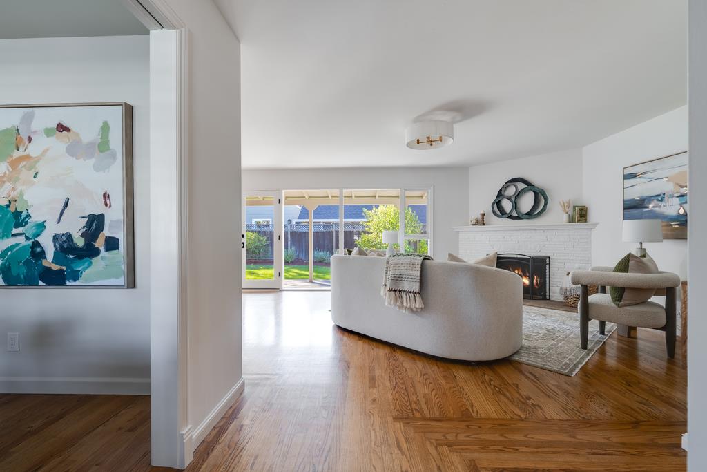 Detail Gallery Image 15 of 63 For 11891 Brookglen Dr, Saratoga,  CA 95070 - 3 Beds | 2/1 Baths