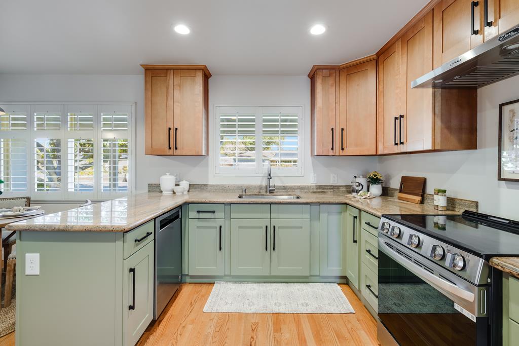 Detail Gallery Image 20 of 63 For 11891 Brookglen Dr, Saratoga,  CA 95070 - 3 Beds | 2/1 Baths