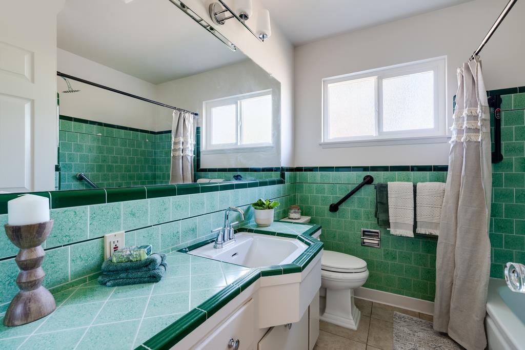 Detail Gallery Image 34 of 63 For 11891 Brookglen Dr, Saratoga,  CA 95070 - 3 Beds | 2/1 Baths