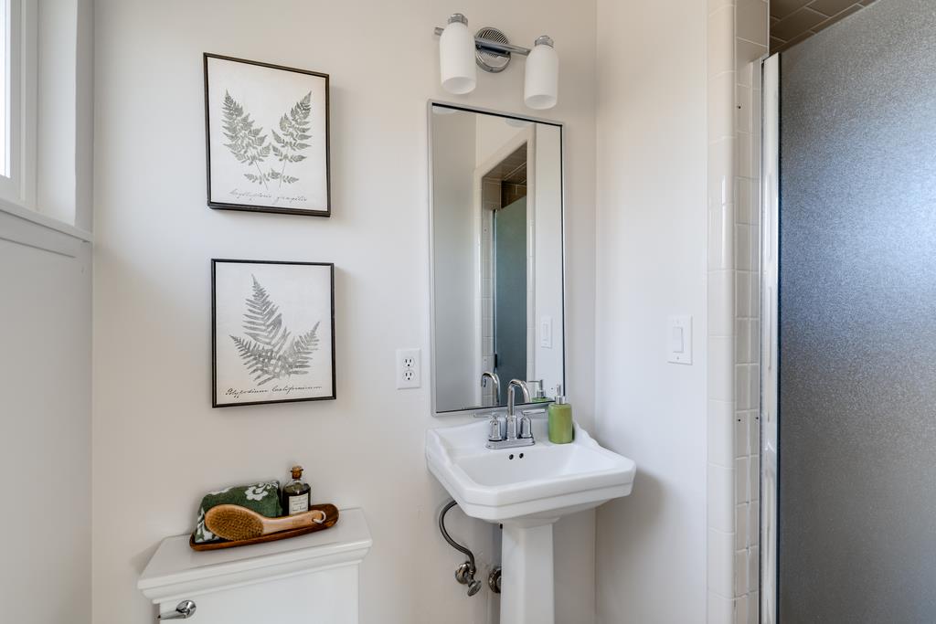 Detail Gallery Image 41 of 63 For 11891 Brookglen Dr, Saratoga,  CA 95070 - 3 Beds | 2/1 Baths