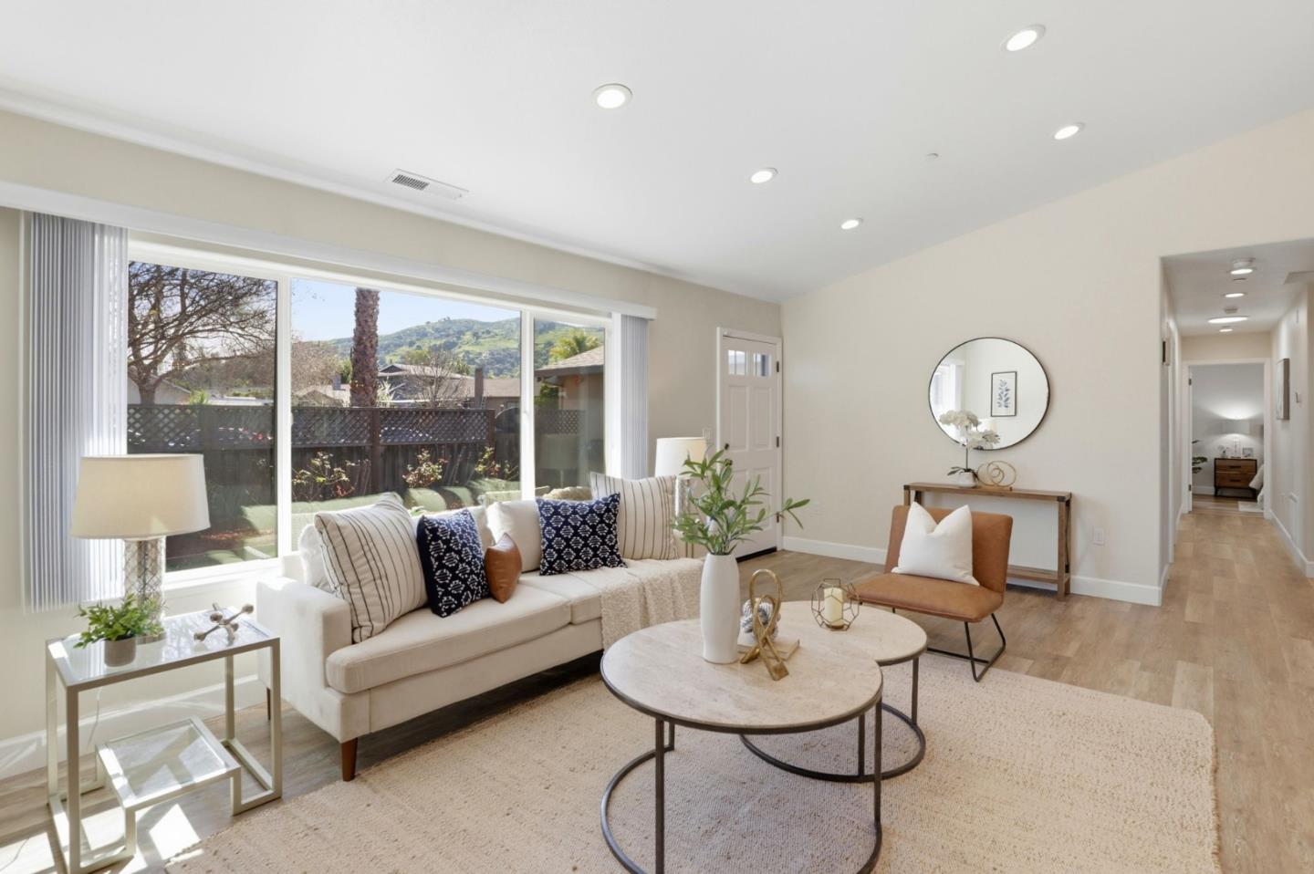 Detail Gallery Image 10 of 36 For 6964 Polvadero Dr, San Jose,  CA 95119 - 3 Beds | 2 Baths