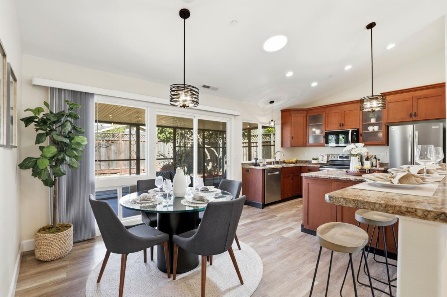 Detail Gallery Image 15 of 36 For 6964 Polvadero Dr, San Jose,  CA 95119 - 3 Beds | 2 Baths