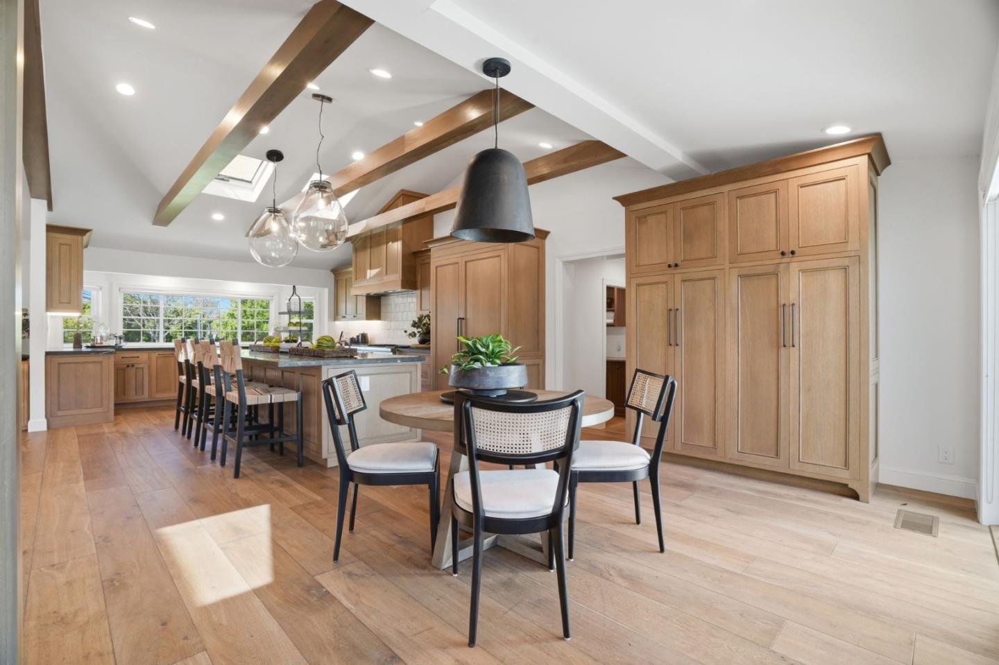 Detail Gallery Image 18 of 91 For 86 Central Ave, Los Gatos,  CA 95030 - 5 Beds | 4/1 Baths