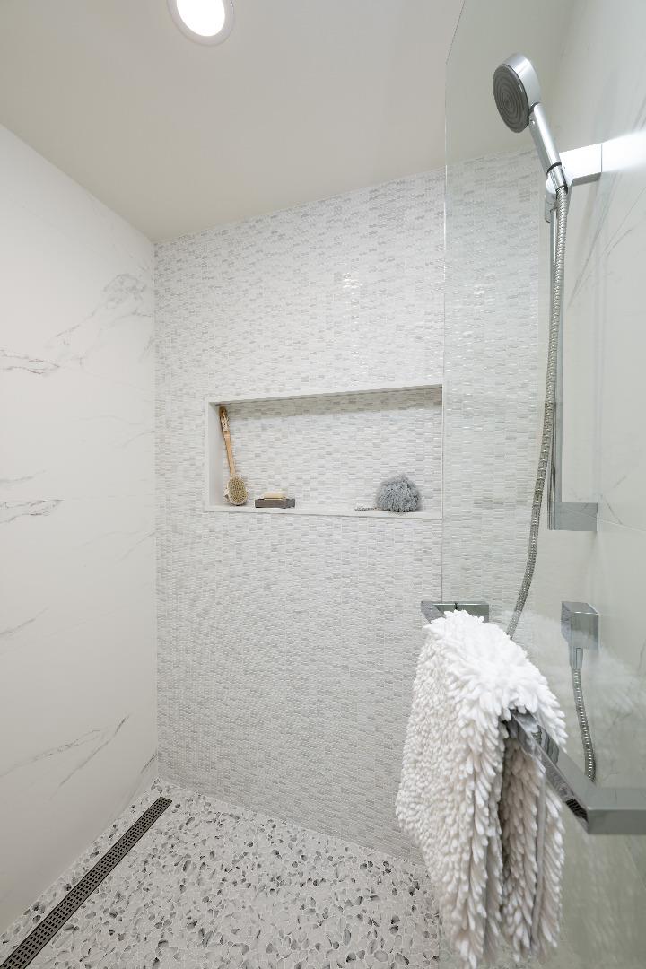 Detail Gallery Image 31 of 63 For 141 & 141b 15th Ave, San Mateo,  CA 94402 - 6 Beds | 5 Baths