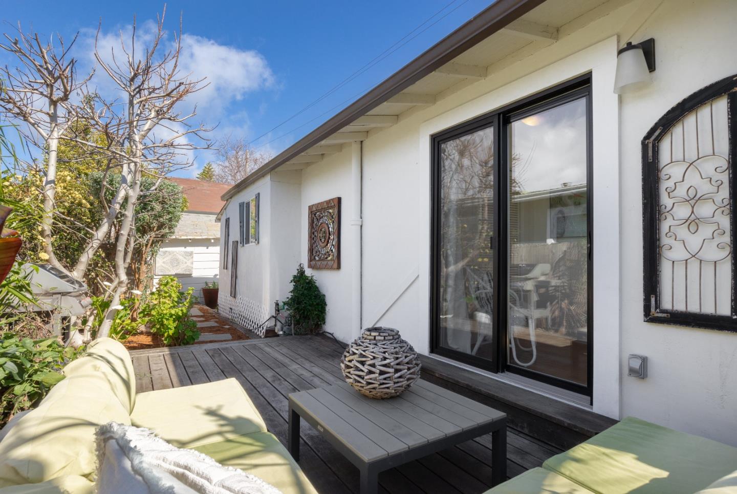 Detail Gallery Image 29 of 34 For 302 Laurel St, Santa Cruz,  CA 95060 - 2 Beds | 1 Baths