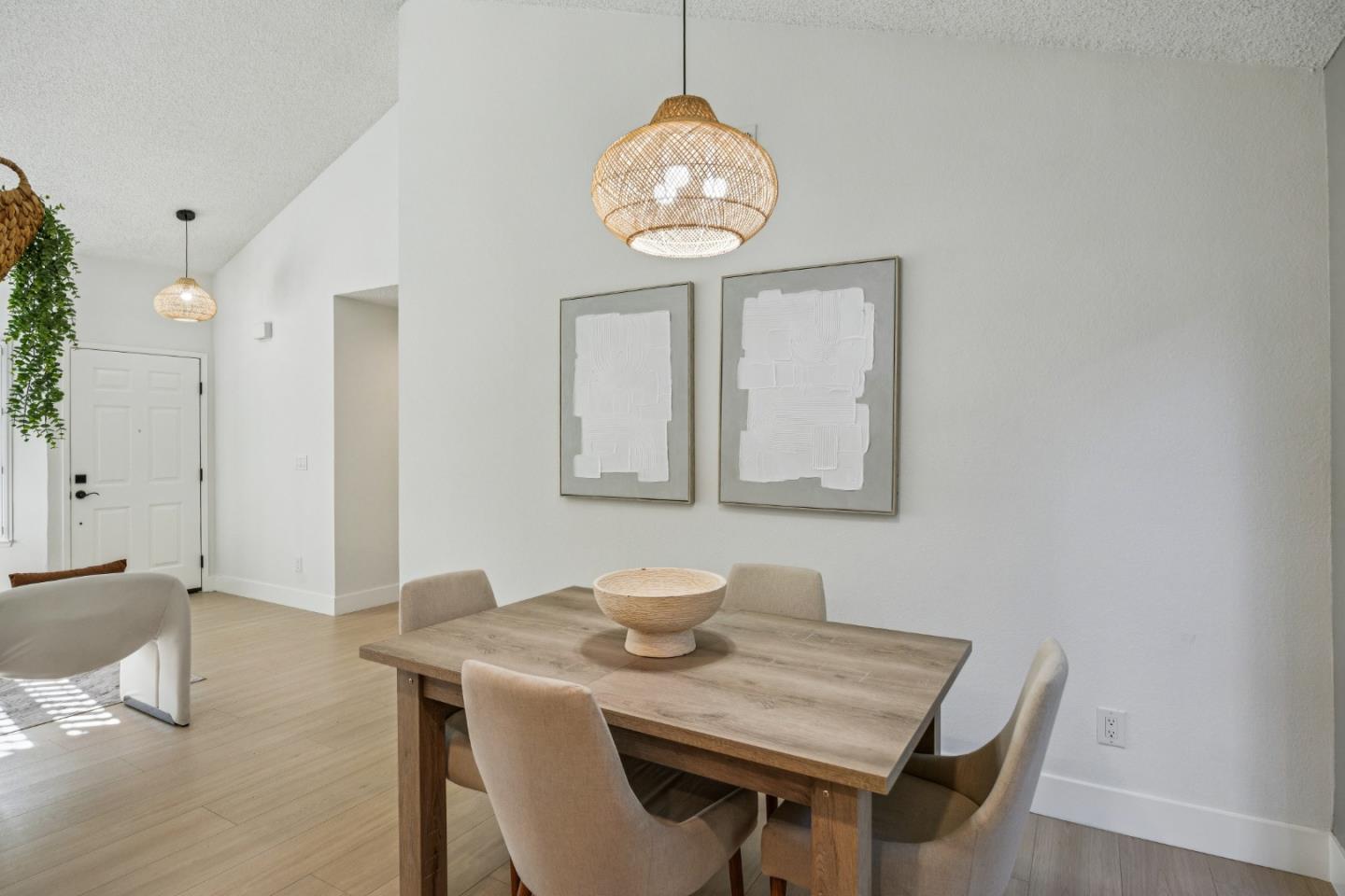 Detail Gallery Image 31 of 68 For 1522 Fujiko Dr, San Jose,  CA 95131 - 2 Beds | 2 Baths