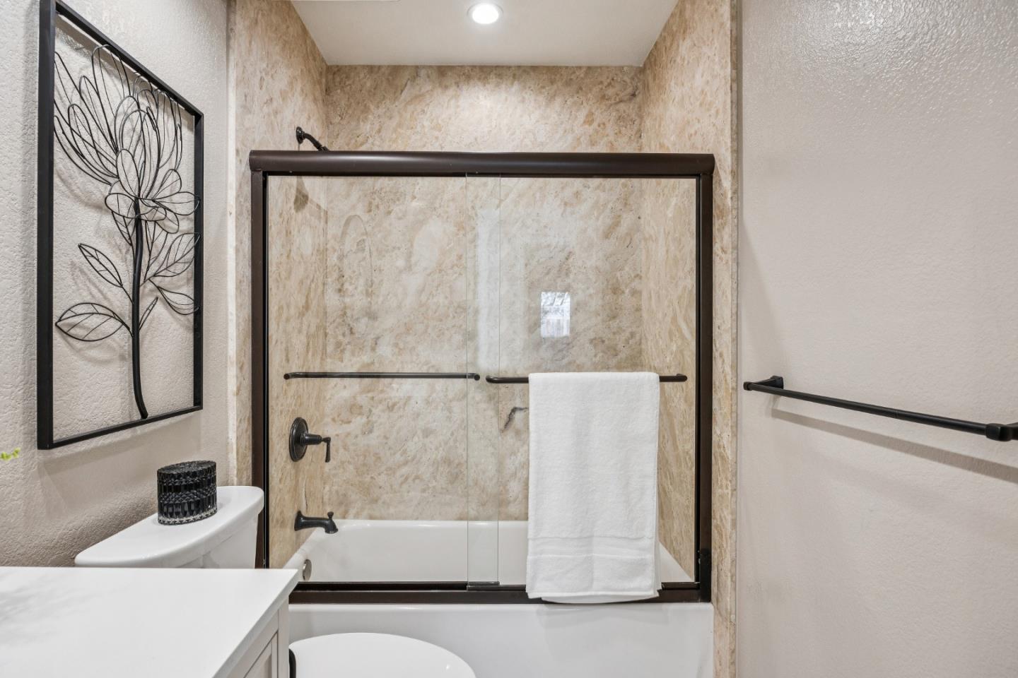 Detail Gallery Image 39 of 68 For 1522 Fujiko Dr, San Jose,  CA 95131 - 2 Beds | 2 Baths