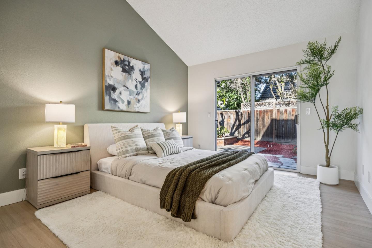 Detail Gallery Image 42 of 68 For 1522 Fujiko Dr, San Jose,  CA 95131 - 2 Beds | 2 Baths