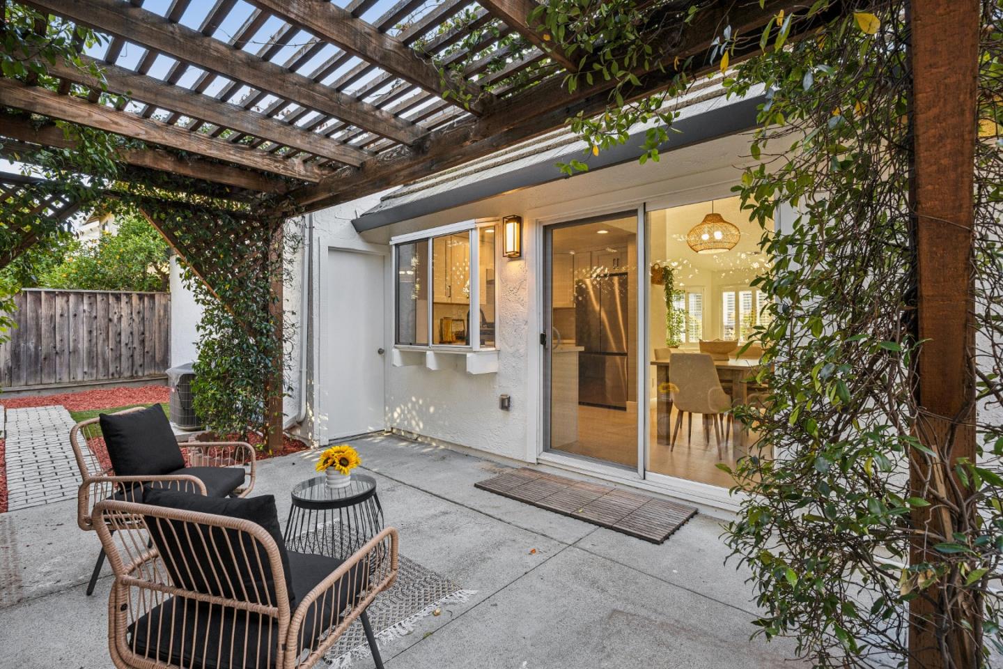 Detail Gallery Image 53 of 68 For 1522 Fujiko Dr, San Jose,  CA 95131 - 2 Beds | 2 Baths