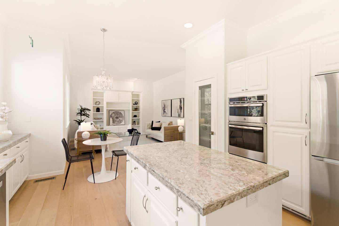 Detail Gallery Image 13 of 41 For 55 Buena Vista Rd, South San Francisco,  CA 94080 - 4 Beds | 3 Baths