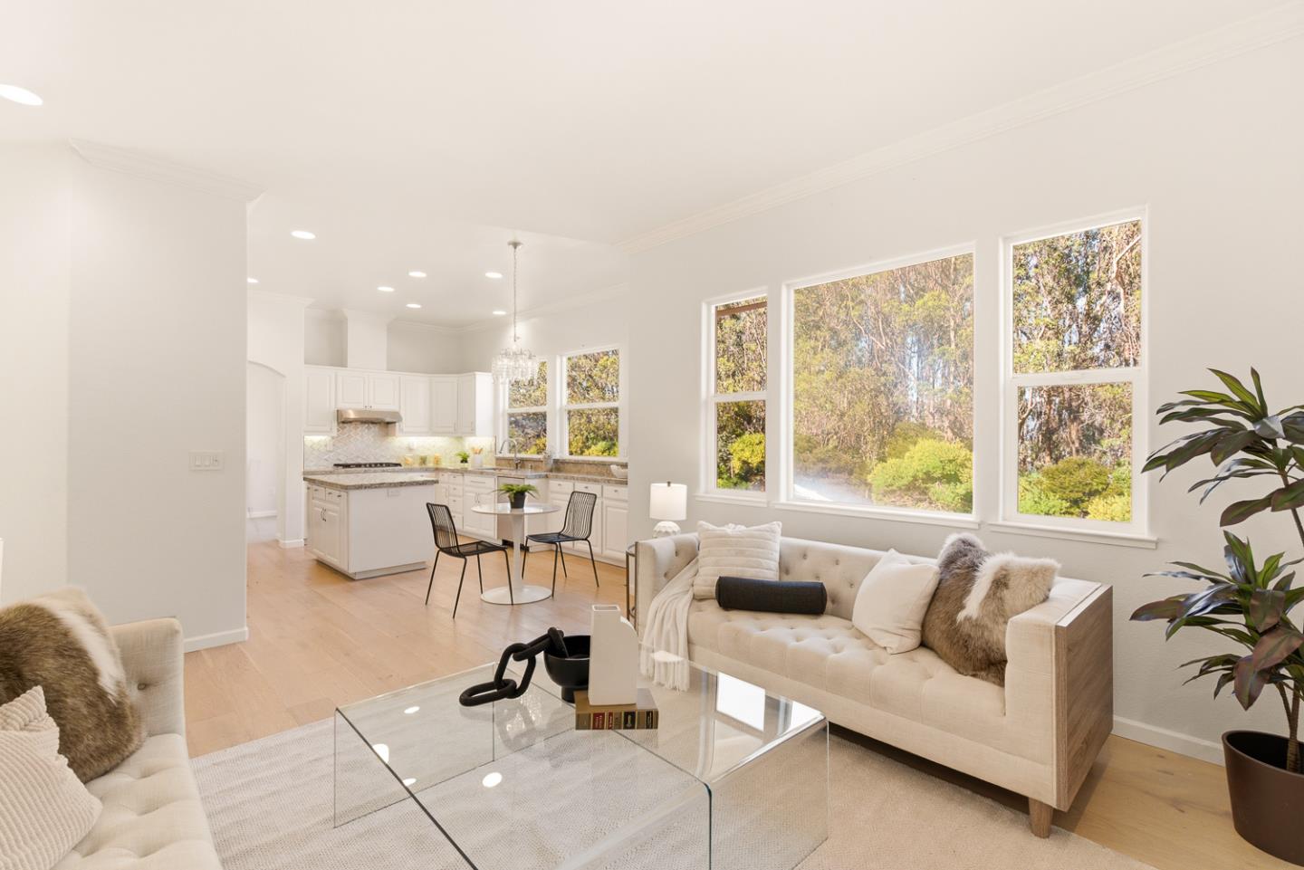 Detail Gallery Image 17 of 41 For 55 Buena Vista Rd, South San Francisco,  CA 94080 - 4 Beds | 3 Baths