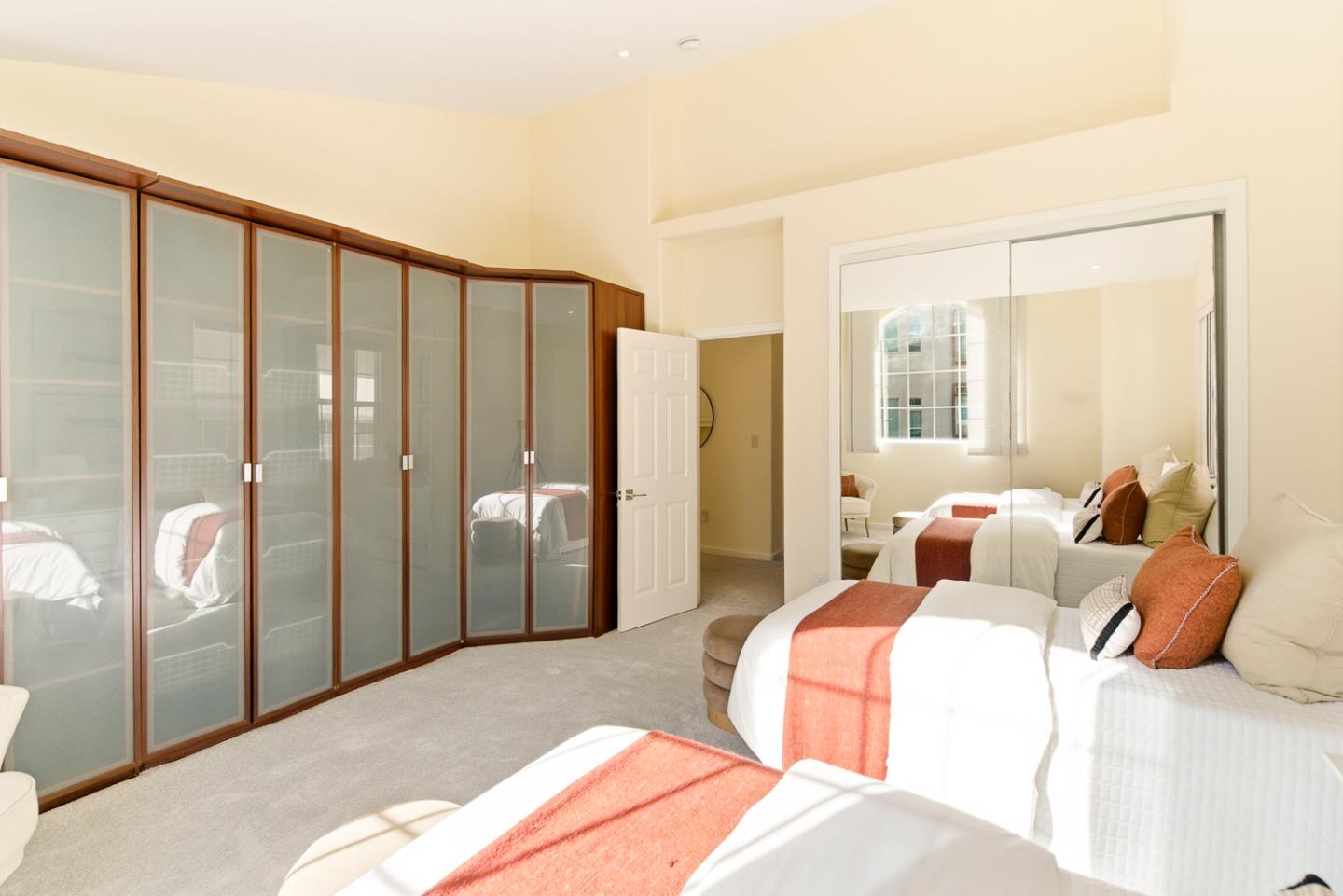 Detail Gallery Image 26 of 41 For 55 Buena Vista Rd, South San Francisco,  CA 94080 - 4 Beds | 3 Baths