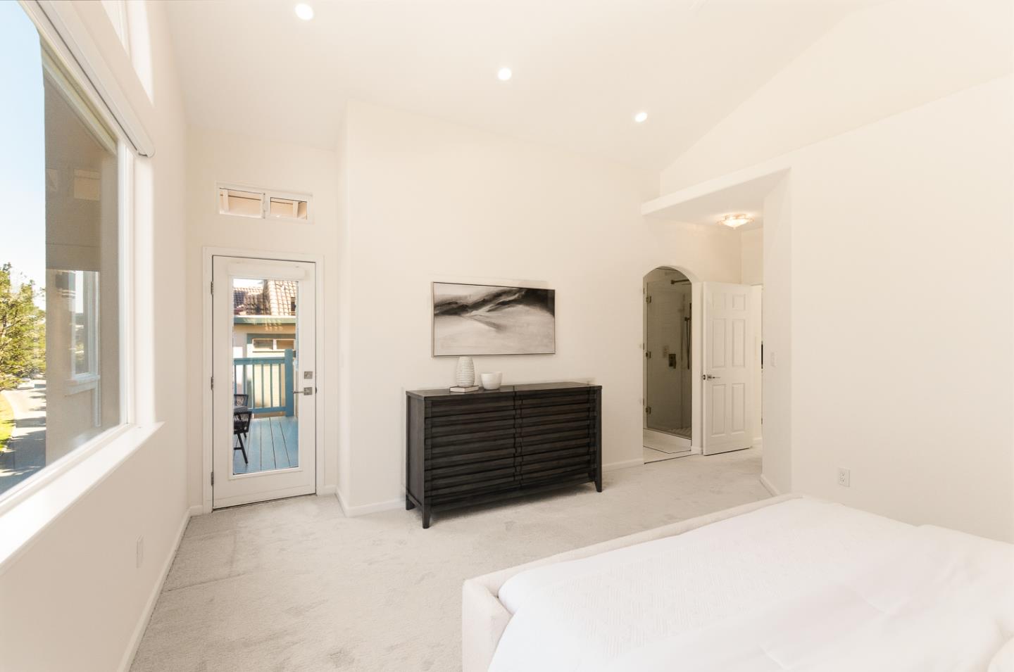 Detail Gallery Image 32 of 41 For 55 Buena Vista Rd, South San Francisco,  CA 94080 - 4 Beds | 3 Baths