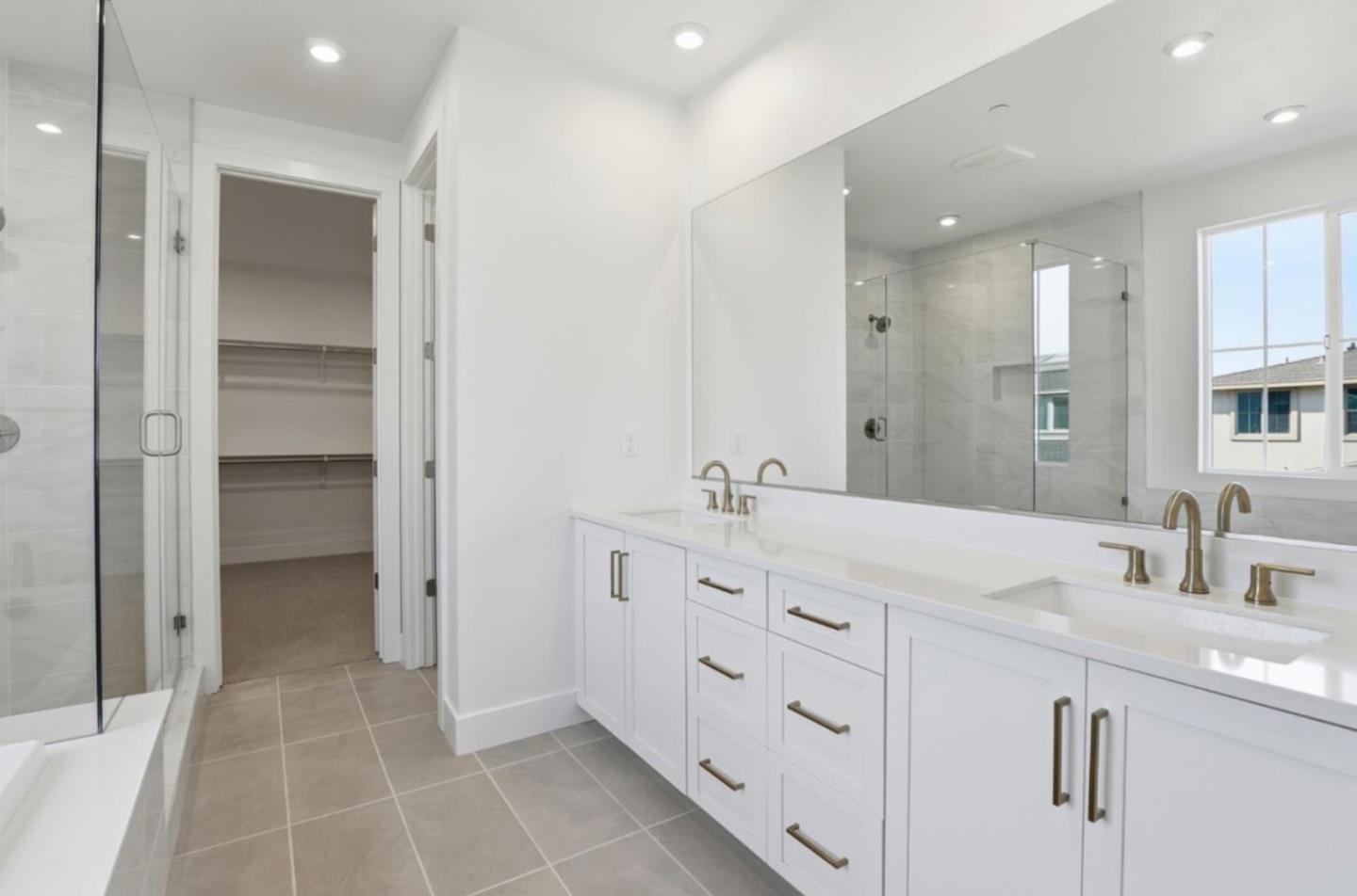 Detail Gallery Image 14 of 31 For 7344 Ailes Ct, Gilroy,  CA 95020 - 4 Beds | 3 Baths