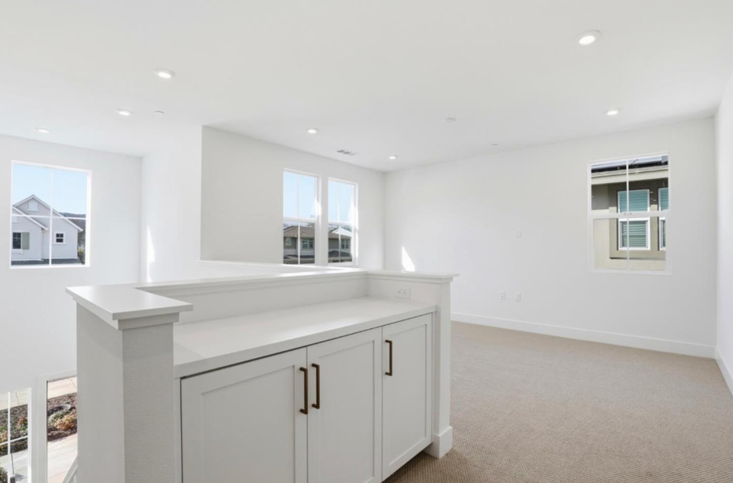 Detail Gallery Image 9 of 31 For 7344 Ailes Ct, Gilroy,  CA 95020 - 4 Beds | 3 Baths