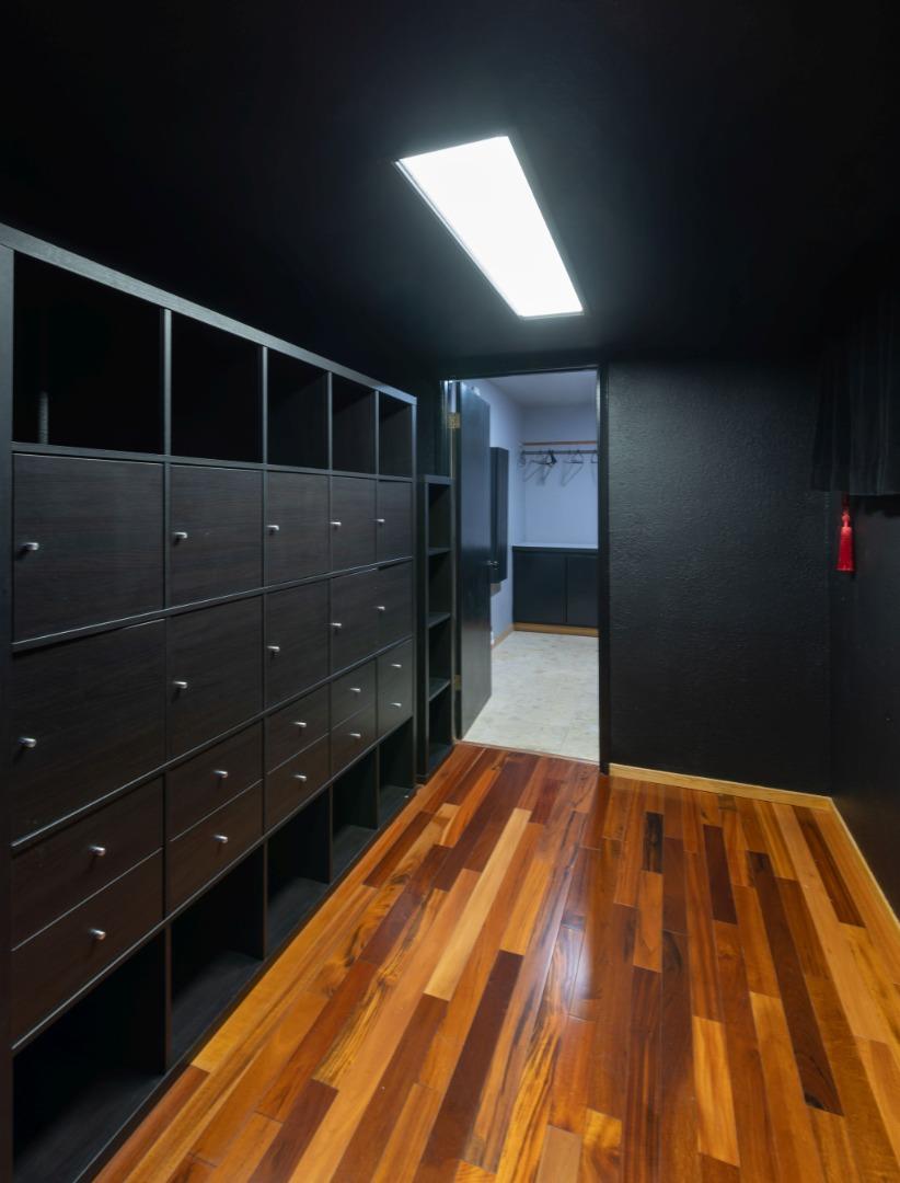 Detail Gallery Image 33 of 36 For 22125 Miller Ridge Rd, Los Gatos,  CA 95033 - 4 Beds | 3 Baths