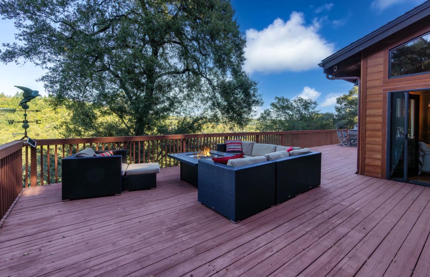 Detail Gallery Image 6 of 36 For 22125 Miller Ridge Rd, Los Gatos,  CA 95033 - 4 Beds | 3 Baths