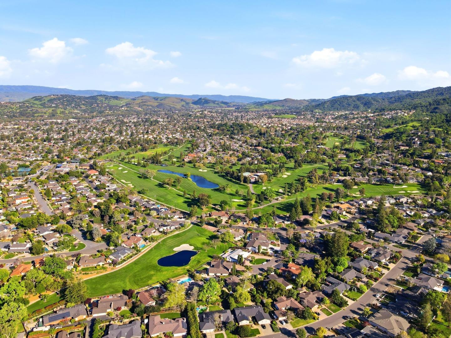 Detail Gallery Image 50 of 66 For 6690 Indian Springs Ct, San Jose,  CA 95120 - 5 Beds | 3/1 Baths