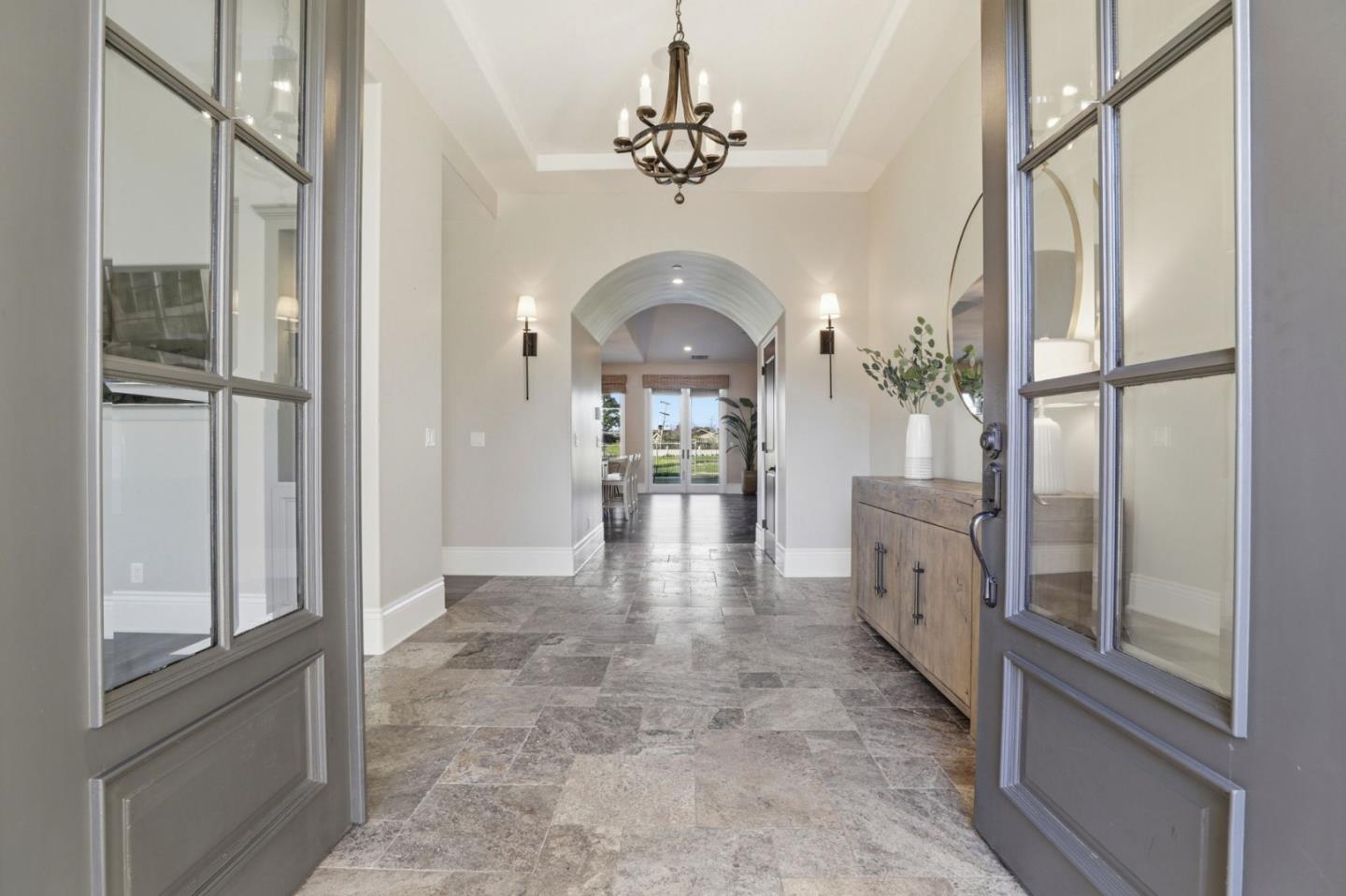 Detail Gallery Image 6 of 66 For 6690 Indian Springs Ct, San Jose,  CA 95120 - 5 Beds | 3/1 Baths