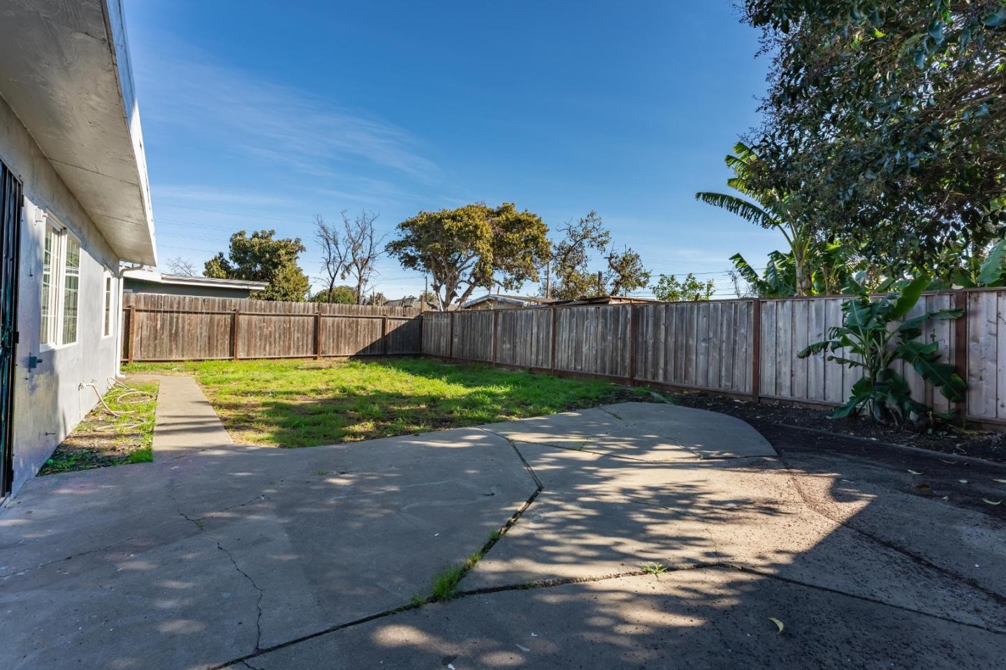 Detail Gallery Image 17 of 29 For 2656 Gonzaga St, East Palo Alto,  CA 94303 - 3 Beds | 1 Baths