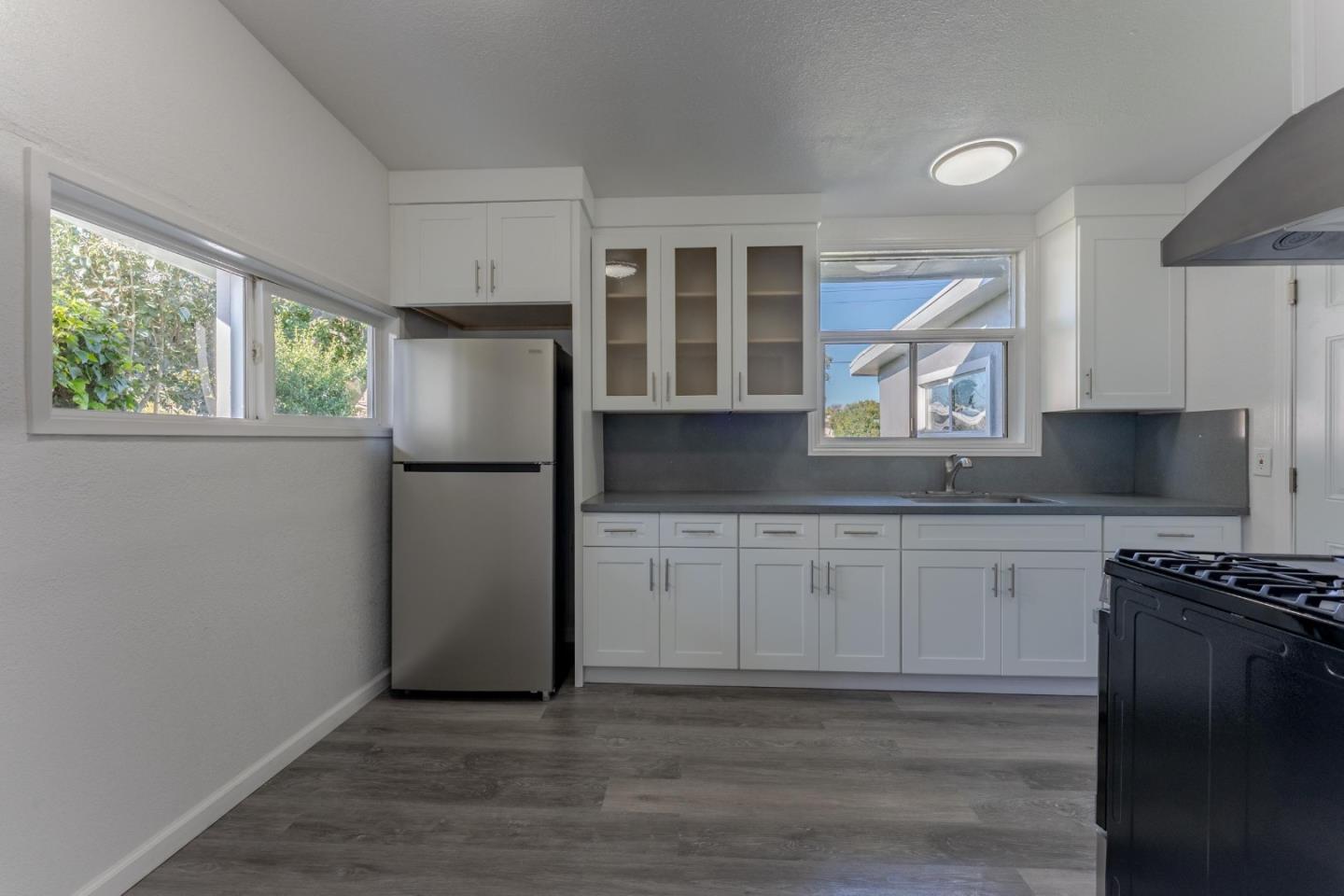 Detail Gallery Image 7 of 29 For 2656 Gonzaga St, East Palo Alto,  CA 94303 - 3 Beds | 1 Baths