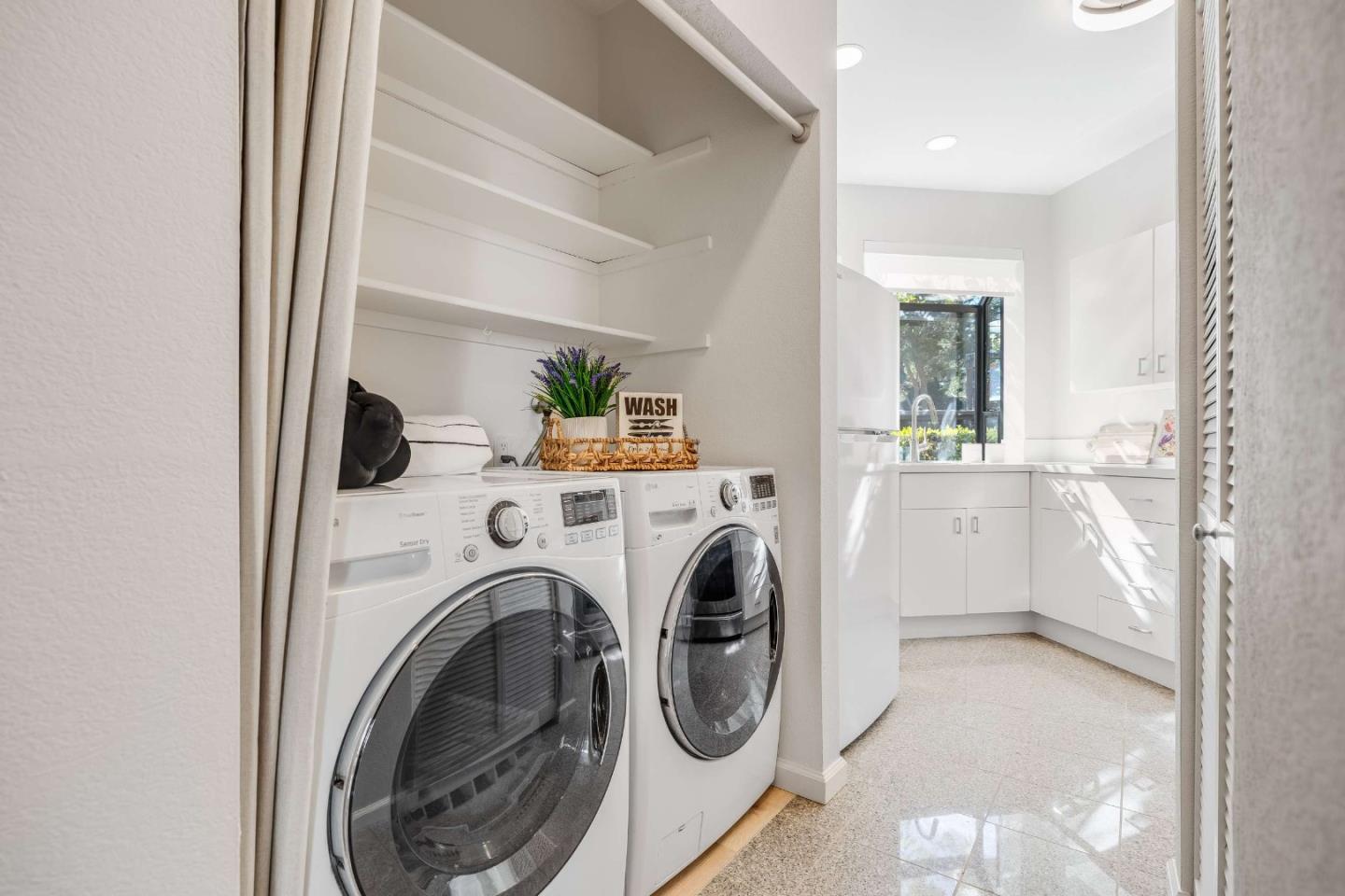 Photo #5: ML82037383 Listing: Photo #5