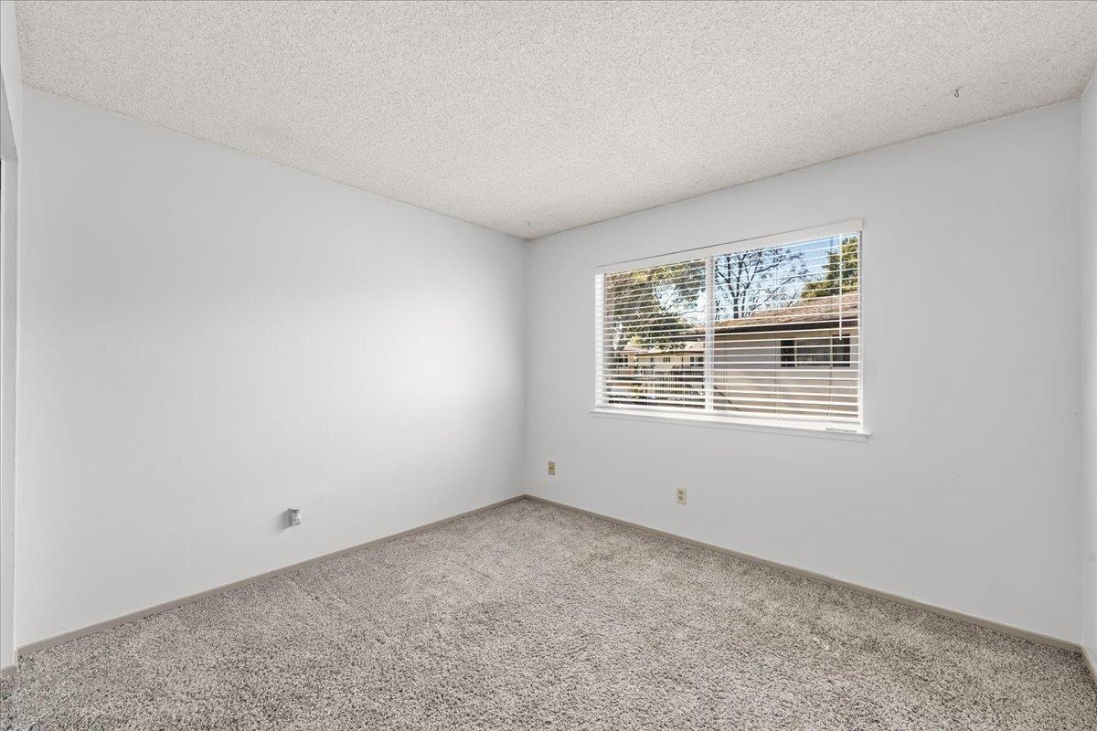Detail Gallery Image 19 of 28 For 1730 Fremont Ct #2,  Davis,  CA 95618 - 2 Beds | 1 Baths