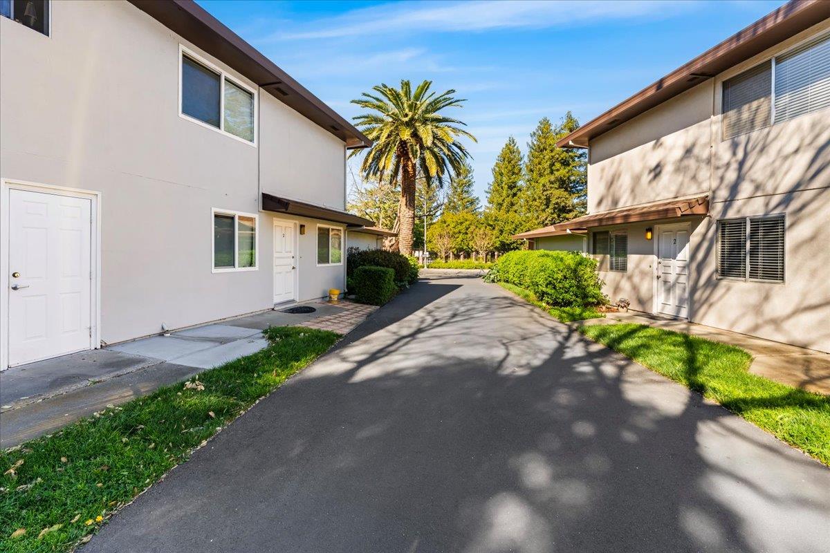 Detail Gallery Image 27 of 28 For 1730 Fremont Ct #2,  Davis,  CA 95618 - 2 Beds | 1 Baths