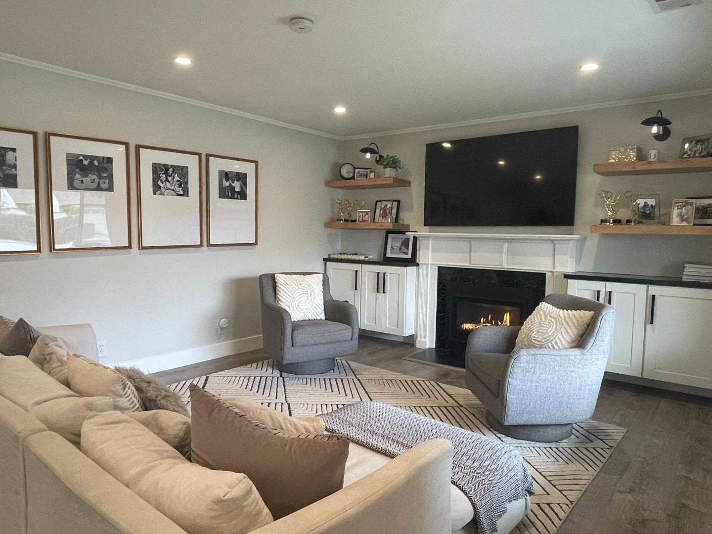 Detail Gallery Image 10 of 43 For 1111 Birch Ave, San Mateo,  CA 94402 - 3 Beds | 2 Baths