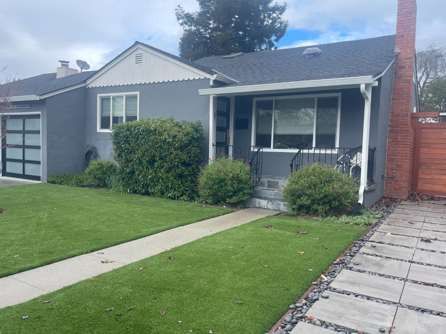 Detail Gallery Image 2 of 43 For 1111 Birch Ave, San Mateo,  CA 94402 - 3 Beds | 2 Baths